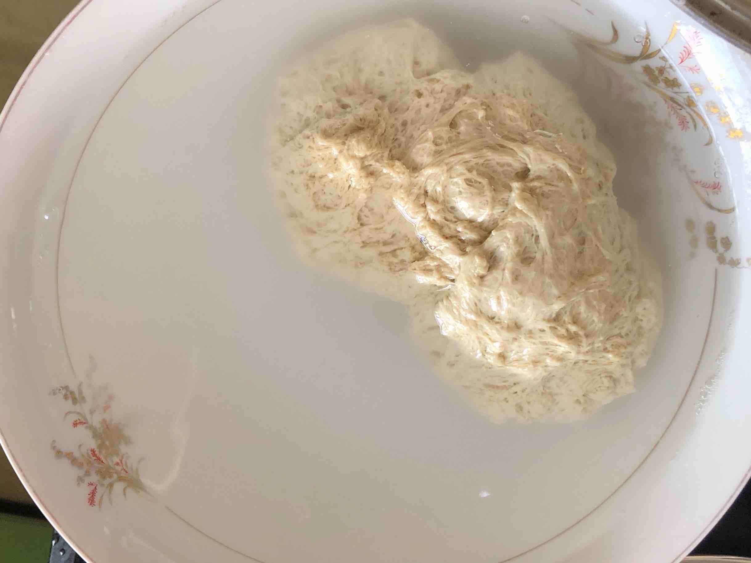 簡(jiǎn)單易做滴涼皮的做法-酸辣味蒸菜譜-易網(wǎng)健康養(yǎng)生網(wǎng) 簡(jiǎn)單易做滴涼皮的做法-酸辣味蒸菜譜