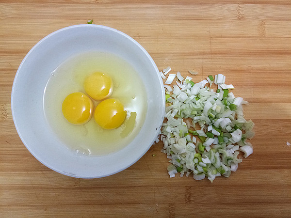 蝦醬炒雞蛋的做法-其它口味炒菜譜-易網(wǎng)健康養(yǎng)生網(wǎng) 蝦醬炒雞蛋的做法-其它口味炒菜譜