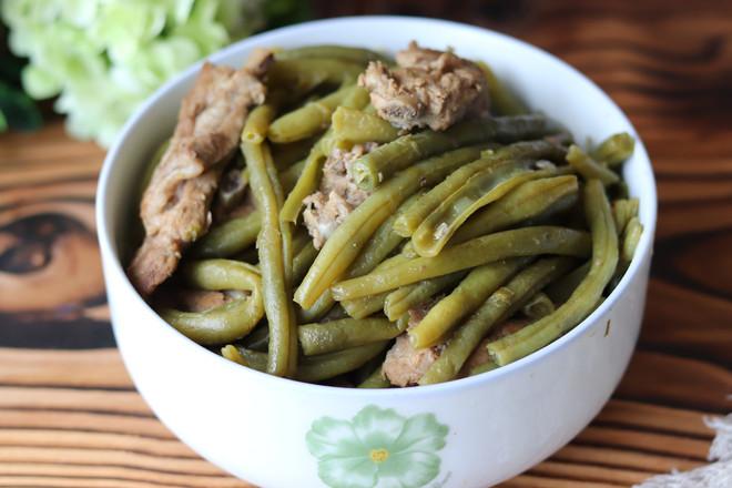 排骨燉豆角的做法-家常味燉菜譜-易網健康養生網 排骨燉豆角的做法-家常味燉菜譜