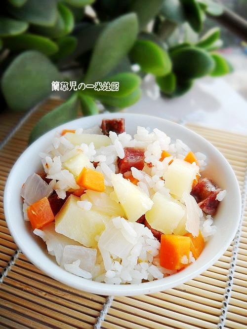 臘味地三鮮燜飯的做法-咸鮮味燜菜譜-易網健康養生網 臘味地三鮮燜飯的做法-咸鮮味燜菜譜