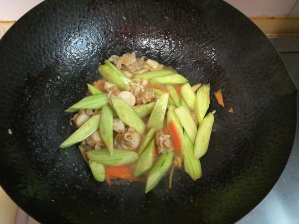 黃瓜炒扇貝的做法-家常味炒菜譜-易網(wǎng)健康養(yǎng)生網(wǎng) 黃瓜炒扇貝的做法-家常味炒菜譜