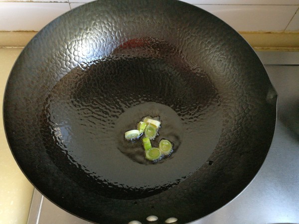 烤麩燴菜的做法-家常味燴菜譜-易網健康養生網 烤麩燴菜的做法-家常味燴菜譜