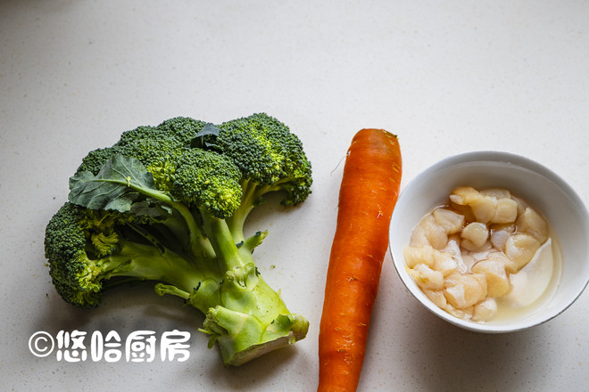 干貝炒西藍花的做法-家常味炒菜譜-易網<a href=http://www.xllyou.com/ target=_blank class=infotextkey>健康養生</a>網 干貝炒西藍花的做法-家常味炒菜譜