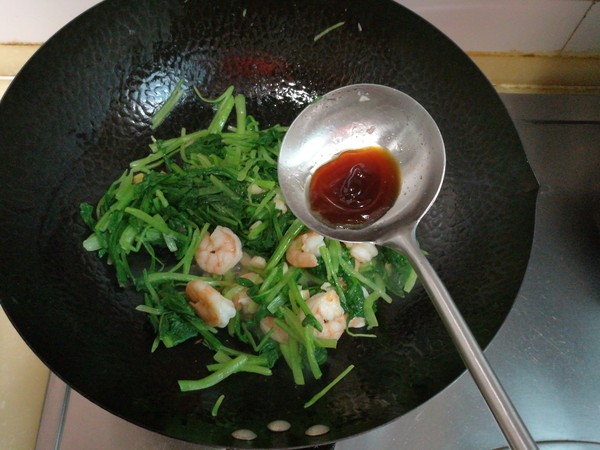 小白菜炒蝦仁的做法-家常味炒菜譜-易網(wǎng)健康養(yǎng)生網(wǎng) 小白菜炒蝦仁的做法-家常味炒菜譜