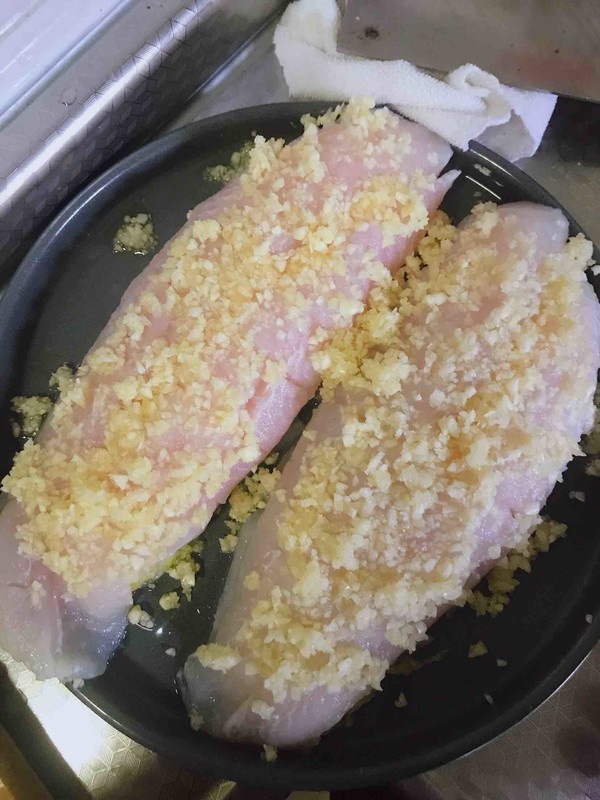 蒜蓉龍利魚的做法-蒜香味蒸菜譜-易網健康養生網 蒜蓉龍利魚的做法-蒜香味蒸菜譜