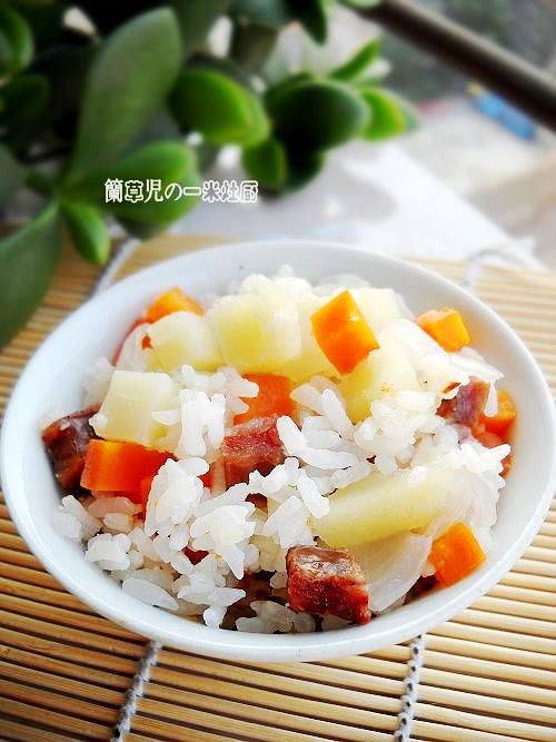 臘味地三鮮燜飯的做法-咸鮮味燜菜譜