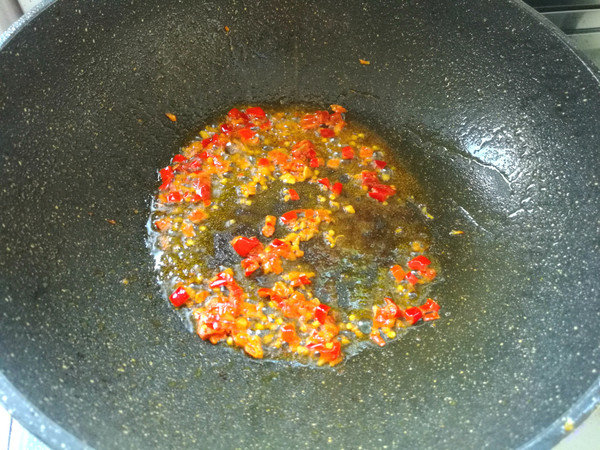 魚香茄子的做法-家常味炒菜譜-易網健康養生網 魚香茄子的做法-家常味炒菜譜