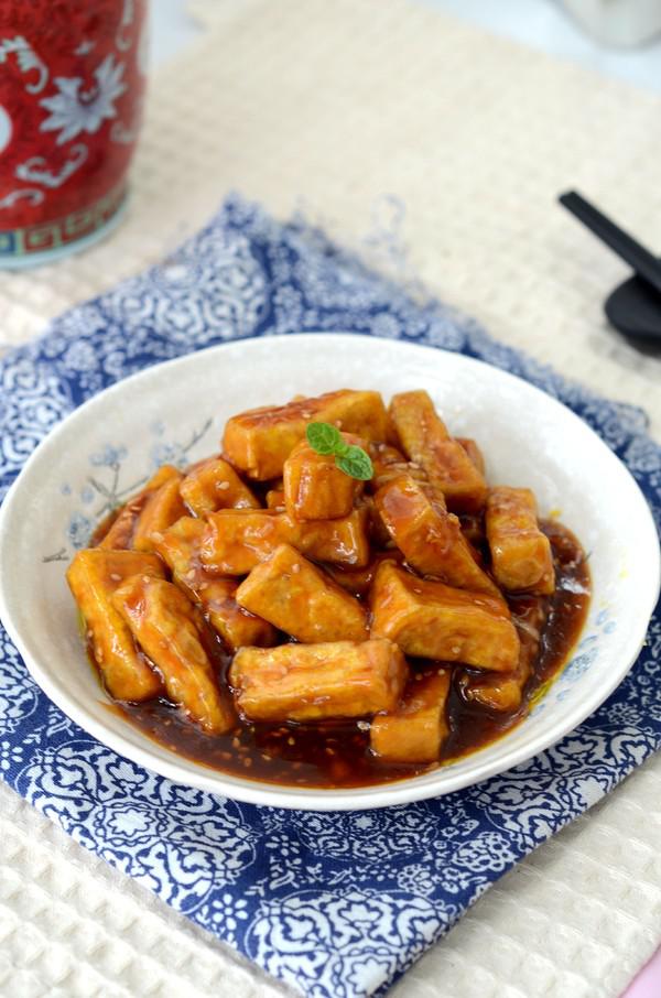 糖醋芝麻豆腐的做法-酸甜味炒菜譜-易網(wǎng)健康養(yǎng)生網(wǎng) 糖醋芝麻豆腐的做法-酸甜味炒菜譜