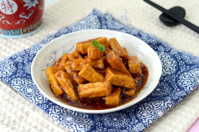 糖醋芝麻豆腐的做法-酸甜味炒菜譜-易網(wǎng)健康養(yǎng)生網(wǎng) 糖醋芝麻豆腐的做法-酸甜味炒菜譜