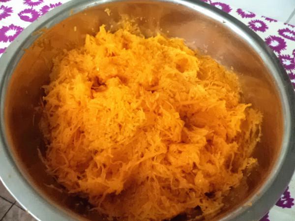 雞蛋倭瓜餡蒸包的做法-家常味蒸菜譜