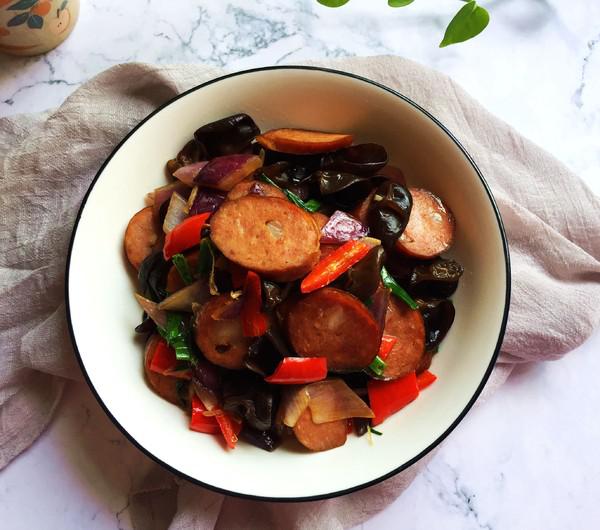 小炒紅腸的做法-家常味炒菜譜-易網健康養生網 小炒紅腸的做法-家常味炒菜譜