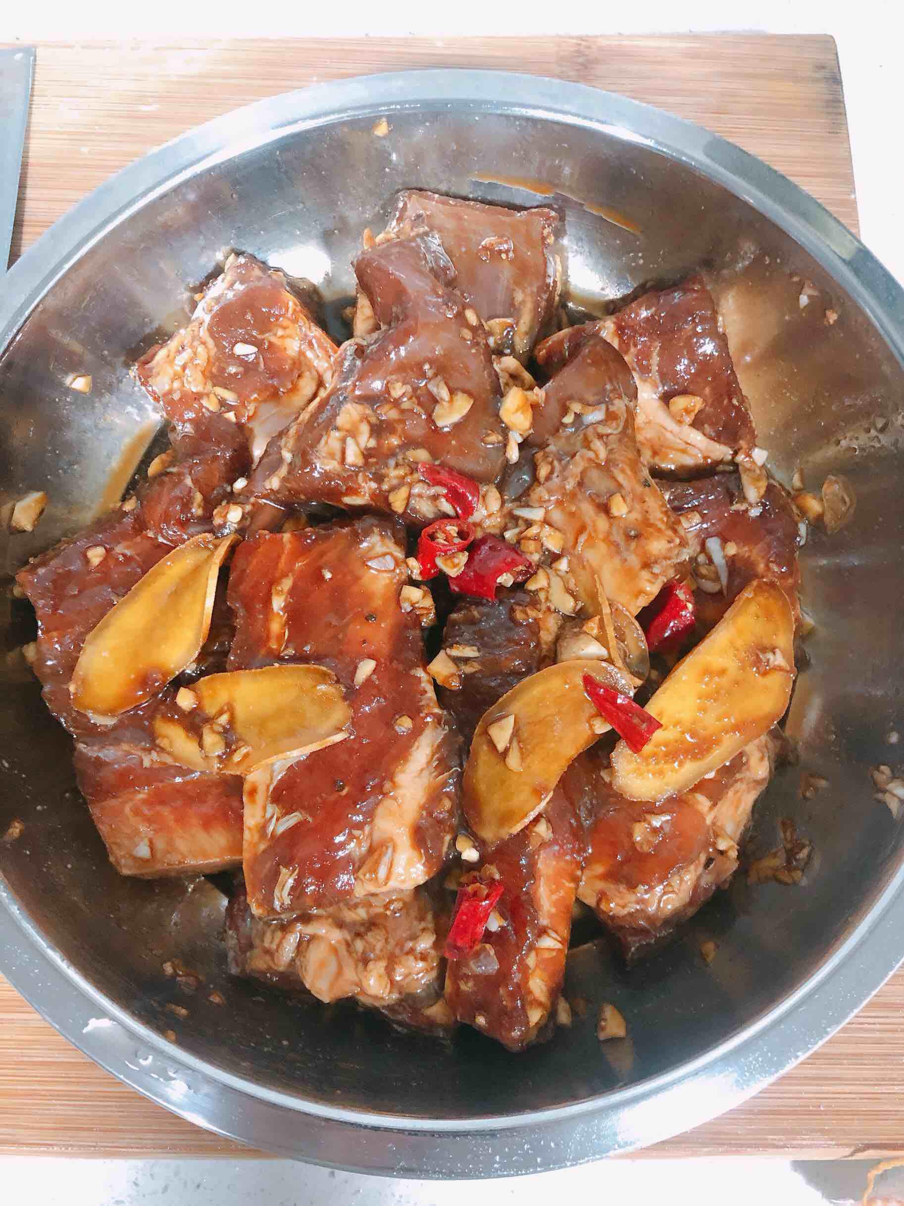 空氣炸鍋版蒜香豬肋骨的做法-蒜香味烤菜譜-易網健康養生網 空氣炸鍋版蒜香豬肋骨的做法-蒜香味烤菜譜