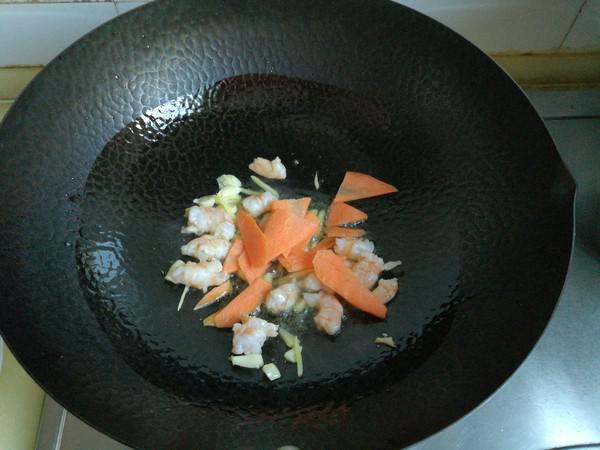 萵筍木耳炒蝦仁的做法-家常味炒菜譜-易網健康養生網 萵筍木耳炒蝦仁的做法-家常味炒菜譜