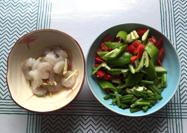 雞蛋炒蝦仁的做法-家常味炒菜譜-易網健康養生網 雞蛋炒蝦仁的做法-家常味炒菜譜