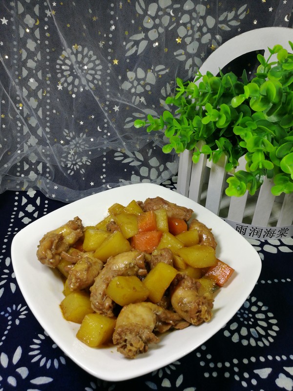 雞脖子燉土豆的做法-家常味燉菜譜-易網健康養生網 雞脖子燉土豆的做法-家常味燉菜譜