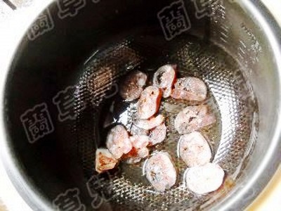 菇耳凍豆腐的做法-咸鮮味燉菜譜-易網健康養生網 菇耳凍豆腐的做法-咸鮮味燉菜譜