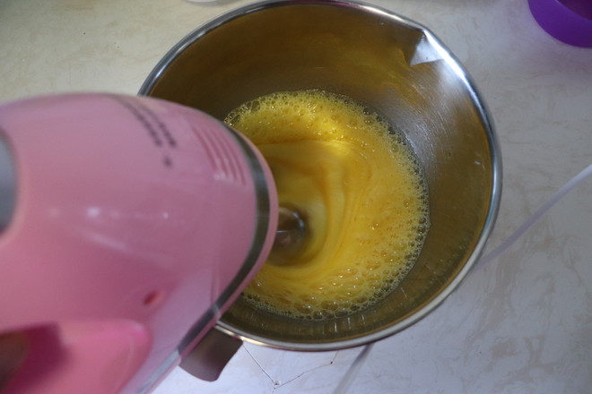 蔓越莓蒸蛋糕的做法-甜味蒸菜譜-易網健康養生網 蔓越莓蒸蛋糕的做法-甜味蒸菜譜