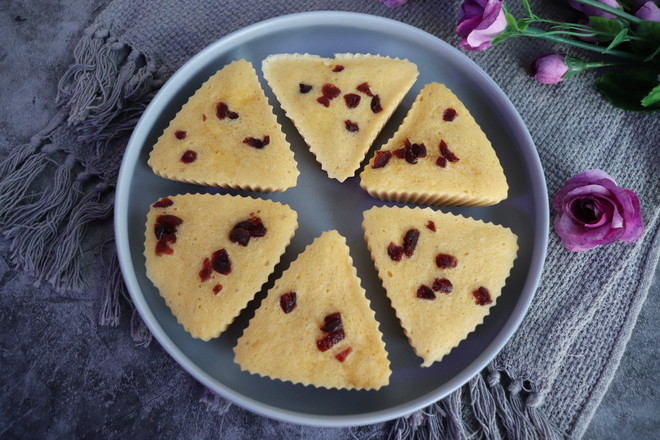 蔓越莓蒸蛋糕的做法-甜味蒸菜譜-易網健康養生網 蔓越莓蒸蛋糕的做法-甜味蒸菜譜