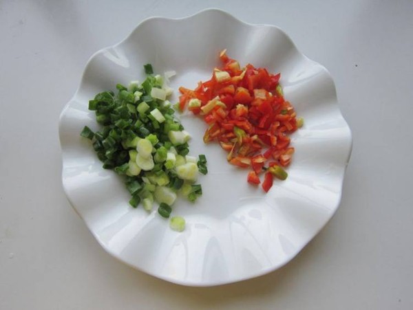 粉絲炒雞蛋的做法-家常味炒菜譜-易網(wǎng)健康養(yǎng)生網(wǎng) 粉絲炒雞蛋的做法-家常味炒菜譜