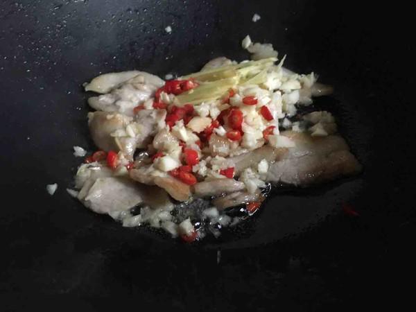 白菜幫炒肉的做法-香辣味炒菜譜