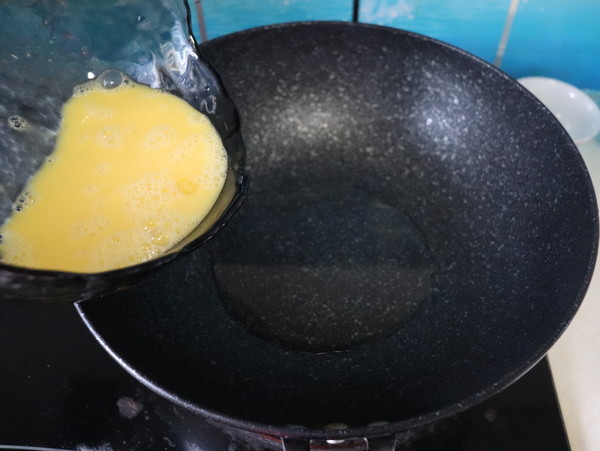 韭黃炒雞蛋的做法-家常味炒菜譜-易網健康養生網 韭黃炒雞蛋的做法-家常味炒菜譜