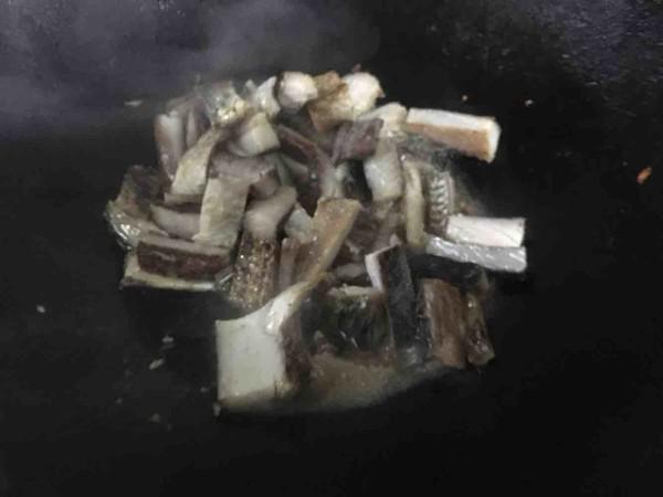 紅燒鱤魚(yú)的做法-香辣味燒菜譜-易網(wǎng)健康養(yǎng)生網(wǎng) 紅燒鱤魚(yú)的做法-香辣味燒菜譜