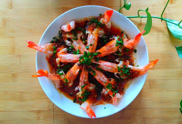 粉絲蒸大蝦的做法-咸鮮味蒸菜譜-易網健康養生網 粉絲蒸大蝦的做法-咸鮮味蒸菜譜