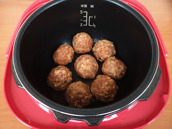 本色蒸獅子頭的做法-咸鮮味蒸菜譜-易網健康養生網 本色蒸獅子頭的做法-咸鮮味蒸菜譜