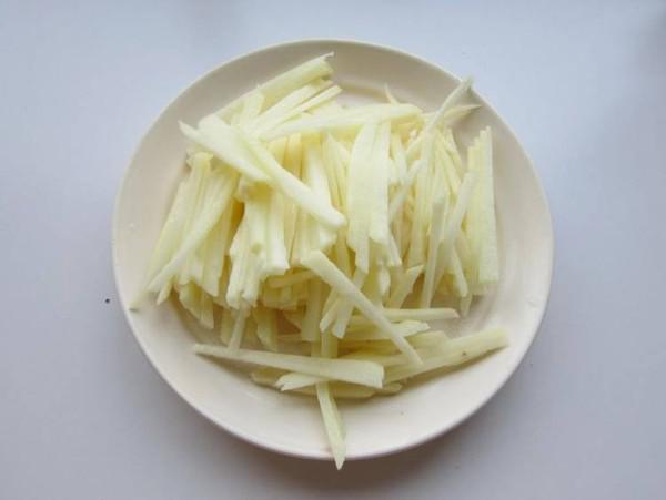 毛芹菜炒土豆的做法-家常味炒菜譜-易網健康養生網 毛芹菜炒土豆的做法-家常味炒菜譜