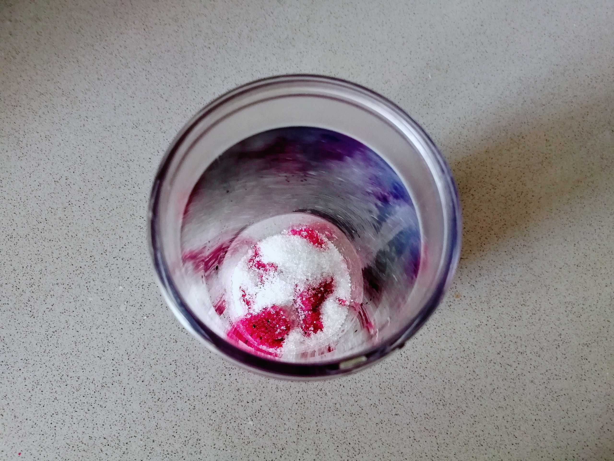 不揉面不醒面,香甜松軟的火龍果蒸糕的做法-甜味蒸菜譜-易網健康養生網 不揉面不醒面,香甜松軟的火龍果蒸糕的做法-甜味蒸菜譜