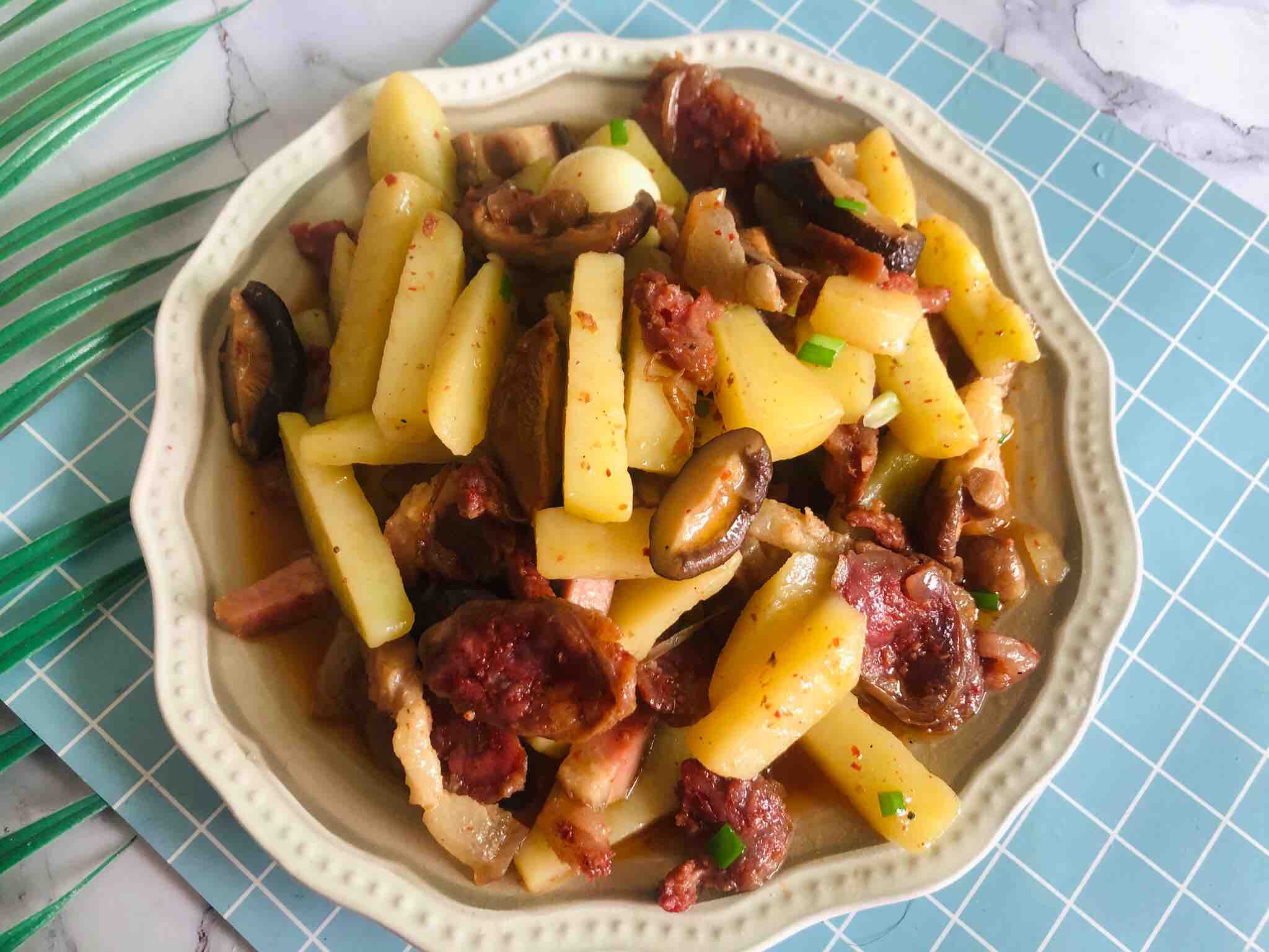 臘味雙拼的做法-家常味炒菜譜-易網健康養生網 臘味雙拼的做法-家常味炒菜譜