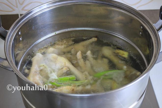 啤酒燒鳳爪的做法-家常味燒菜譜-易網健康養(yǎng)生網 啤酒燒鳳爪的做法-家常味燒菜譜