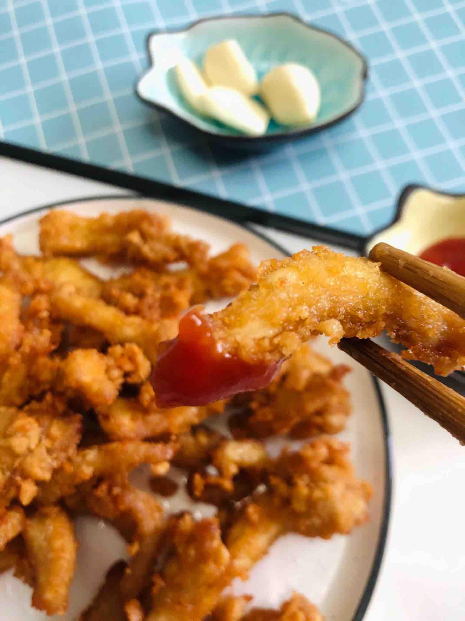 蒜香雞柳的做法-咸鮮味炸菜譜