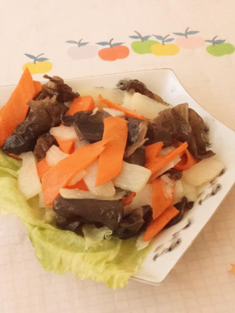 三色健康菜的做法-家常味炒菜譜-易網(wǎng)健康養(yǎng)生網(wǎng) 三色健康菜的做法-家常味炒菜譜