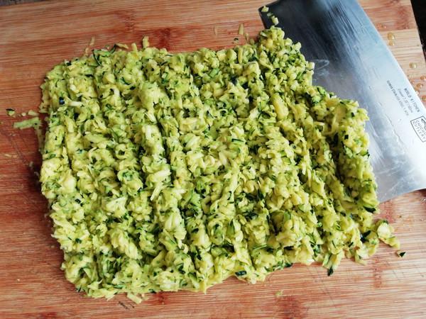 金針南瓜豬肉餡餃子的做法-家常味煮菜譜-易網健康養生網 金針南瓜豬肉餡餃子的做法-家常味煮菜譜