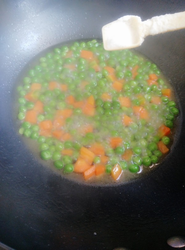 時(shí)蔬燴雞蛋干的做法-家常味炒菜譜-易網(wǎng)健康養(yǎng)生網(wǎng) 時(shí)蔬燴雞蛋干的做法-家常味炒菜譜