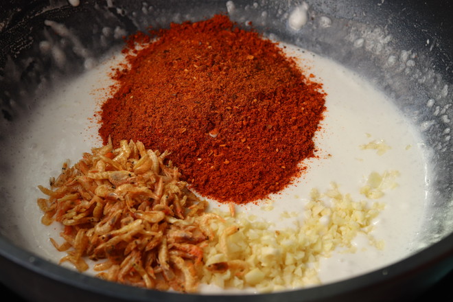 腌制辣白菜的做法-家常味腌菜譜-易網健康養(yǎng)生網 腌制辣白菜的做法-家常味腌菜譜