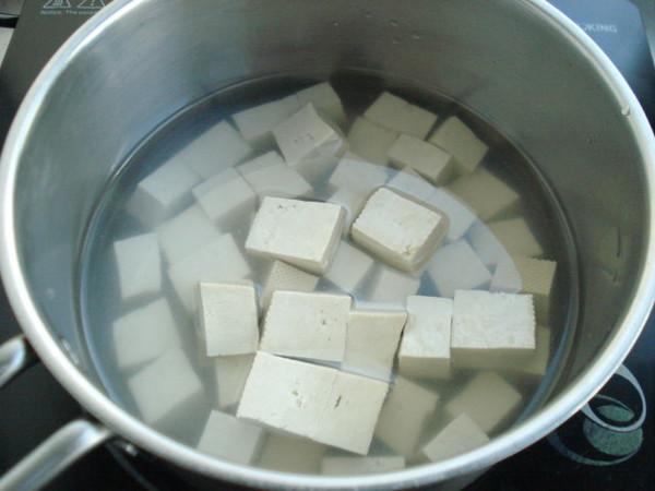 咸蛋黃豆腐的做法-咸鮮味燒菜譜