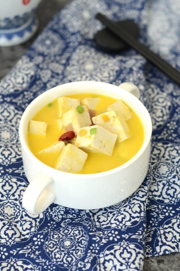 咸蛋黃豆腐的做法-咸鮮味燒菜譜