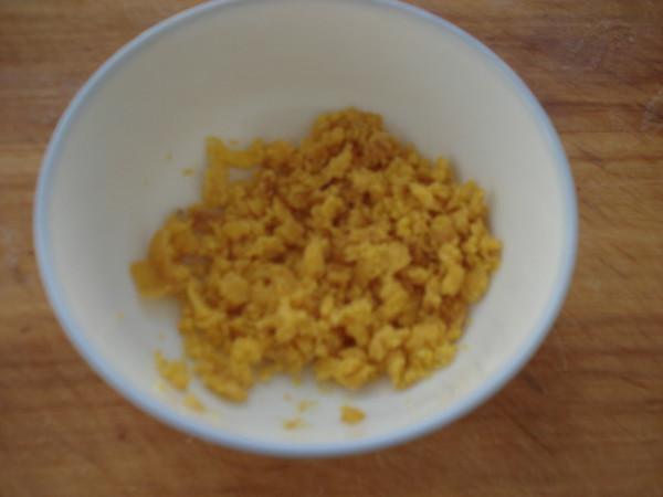 咸蛋黃豆腐的做法-咸鮮味燒菜譜