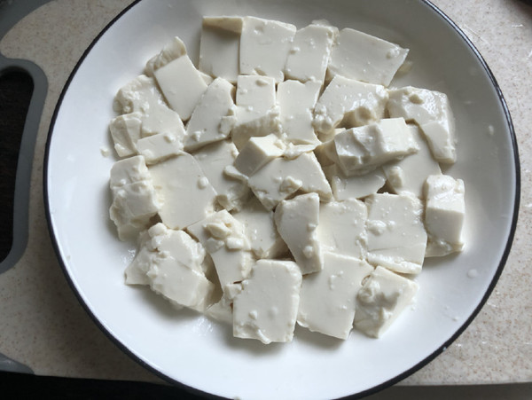 蝦仁豆腐燉蛋的做法-咸鮮味蒸菜譜