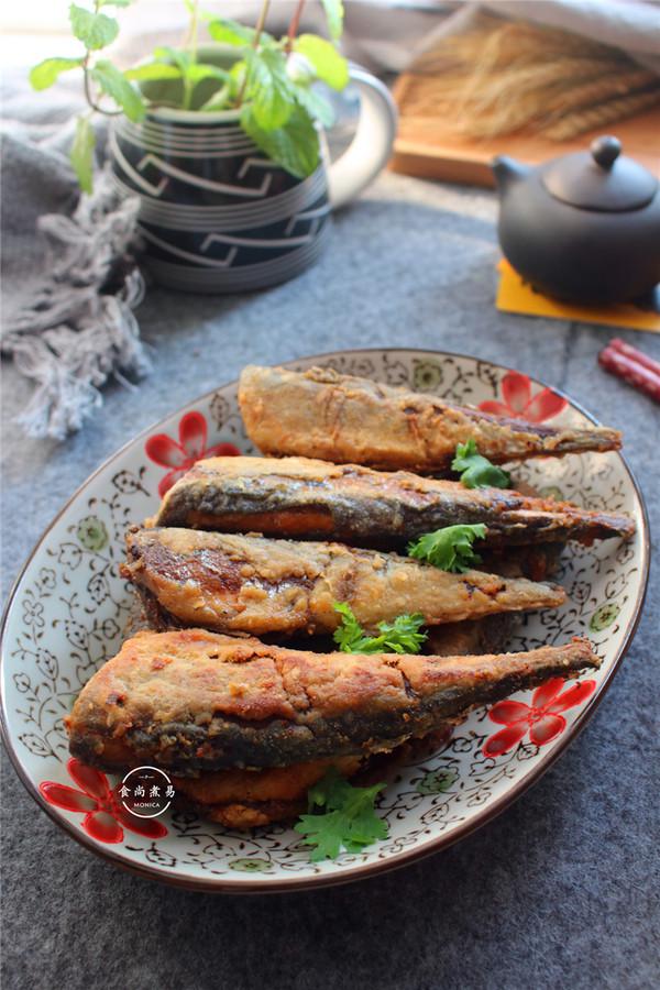 香煎秋刀魚的做法-家常味煎菜譜-易網健康養生網 香煎秋刀魚的做法-家常味煎菜譜