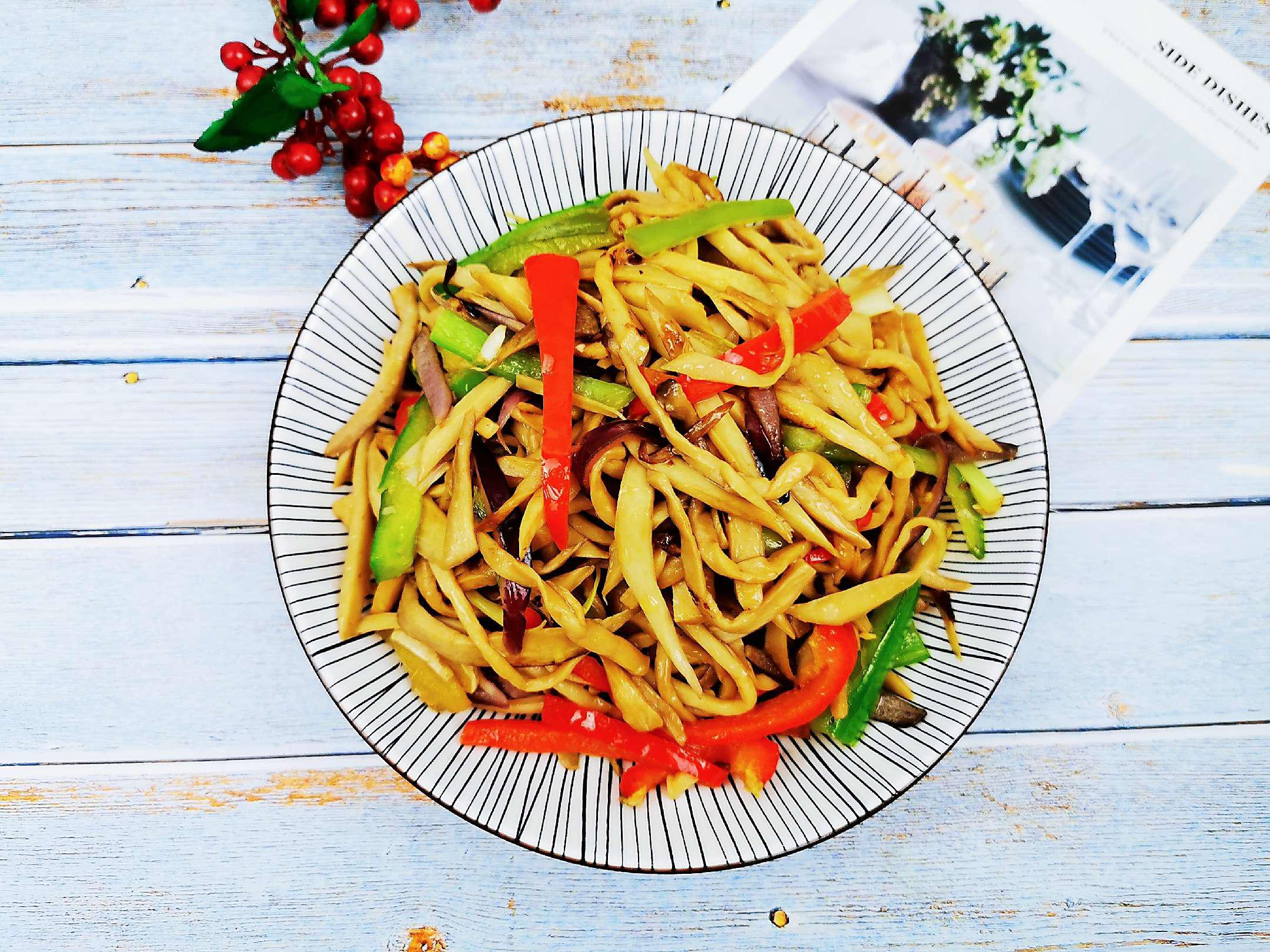 辣炒杏鮑菇的做法-香辣味炒菜譜-易網健康養生網 辣炒杏鮑菇的做法-香辣味炒菜譜