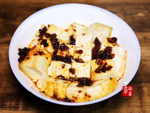 忘不了的味道——老干媽版清蒸臭豆腐的做法-其它口味蒸菜譜-易網健康養生網 忘不了的味道——老干媽版清蒸臭豆腐的做法-其它口味蒸菜譜