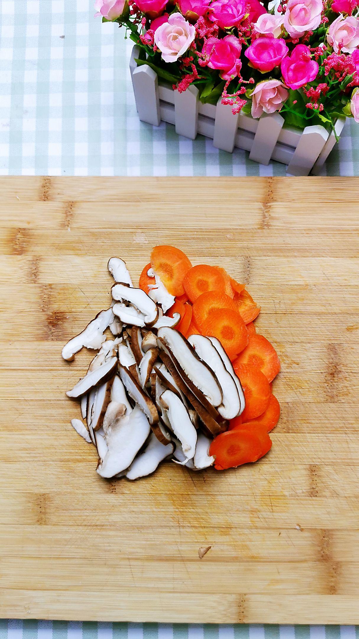 油菜炒粉絲的做法-咸鮮味炒菜譜-易網健康養生網 油菜炒粉絲的做法-咸鮮味炒菜譜