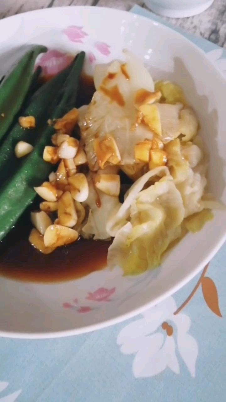 新鮮兩蔬的做法-蒜香味拌菜譜