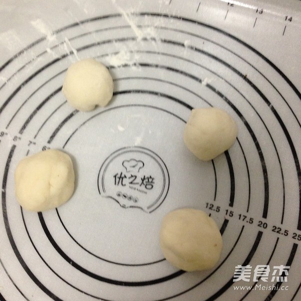 火腿卷小饅頭的做法-家常味蒸菜譜-易網(wǎng)健康養(yǎng)生網(wǎng) 火腿卷小饅頭的做法-家常味蒸菜譜