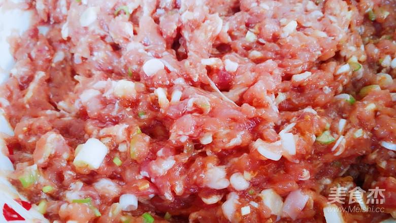 超級好吃的肉餡的做法-咸鮮味拌菜譜-易網健康養生網 超級好吃的肉餡的做法-咸鮮味拌菜譜