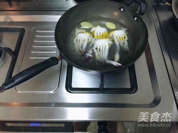 梭子蟹鮮湯的做法-咸鮮味燒菜譜-易網(wǎng)健康養(yǎng)生網(wǎng) 梭子蟹鮮湯的做法-咸鮮味燒菜譜