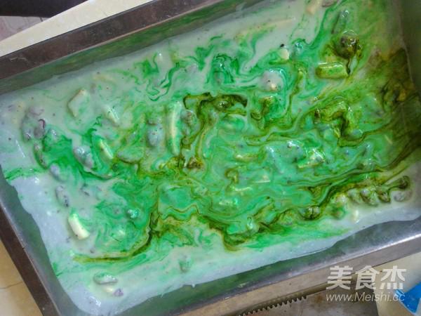 抹茶旋風雙巧果肉炒酸奶的做法-奶香味凍菜譜-易網健康養生網 抹茶旋風雙巧果肉炒酸奶的做法-奶香味凍菜譜